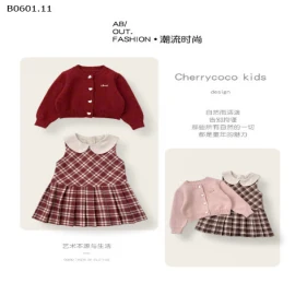 Bộ hai món áo khoác dệt kim váy sọc Cherrycoco- sỉ 304k