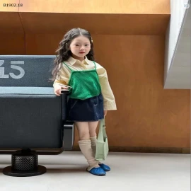 SET 3 MÓN BÉ GÁI- Giá sỉ như sau: áo len: 107k  áo sơ mi: 152k  chân váy: 135k 