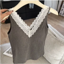 ÁO SÁT NÁCH CỔ V KÈM BRA - Sỉ 100k