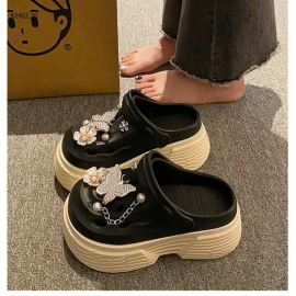 SỤC BÁNH MÌ CHARM ĐÁ-sỉ 128k