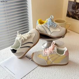 Giày thể thao Forrest Fump 2025-sỉ Sz 23-30 : 157k           Sz 31-36 : 165k 