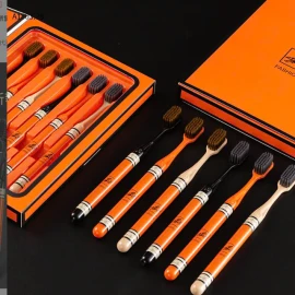 SET 6 BÀN CHẢI ĐÁNH RĂNG-sỉ 50k/set 6c