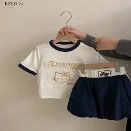 SÉT ÁO PHÔNG TRẮNG MIX QUẦN -sỉ Áo : 155k           Quần : 165k