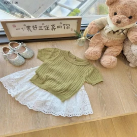 Set áo dệt kim mix chân váy ren bé gái -sỉ 203k
