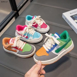 GIÀY THỂ THAO PHỐI MÀU CÁ TÍNH CHO BÉ-sỉ 154k