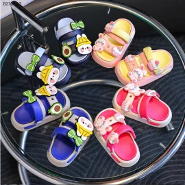 SANDAL BÉ MẪU MỚI-sỉ 75k