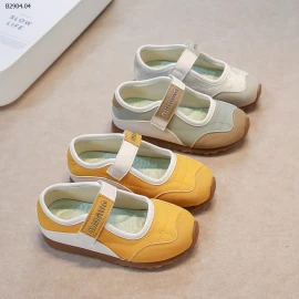 GIÀY THỂ THAO QUAI DÁN CHO BÉ-sỉ Sz 23-25 : 139k            Sz 26-30 : 149k             Sz 31-36 : 159k 