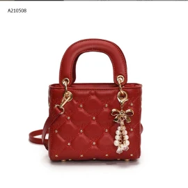 TÚI XÁCH HOẠ TIẾT VÂN NỔI   -sỉ 135k