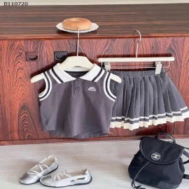 Bộ đồ polo + váy xếp ly  HÃNG AMBB-Sỉ giá sz 90-150: 272k sz 160: 296k sz 170: 319k