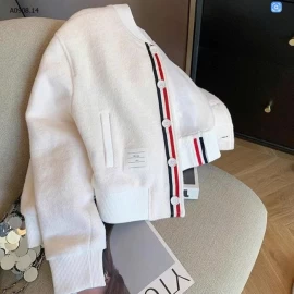 Áo khoác ngắn cổ bóng chày -Sỉ 295k