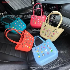 TÚI XÁCH EVA KÈM CHARM - sỉ 155k