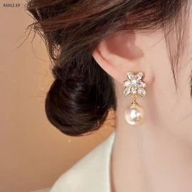 Hoa tai gollic đính hoa đá hoa giả - sỉ 123k