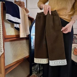 Quần xuông tăm lót nỉ phối gấu ren bé gái-sỉ 145k