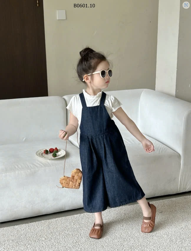 SÉT YẾM ỐNG RỘNG MIX ÁO THUN MỎNG CỔ BÈO -sỉ Áo : 105k            Yếm : 168k