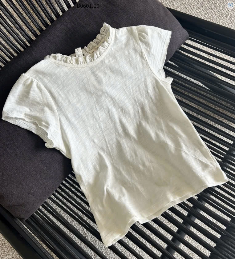 SÉT YẾM ỐNG RỘNG MIX ÁO THUN MỎNG CỔ BÈO -sỉ Áo : 105k            Yếm : 168k