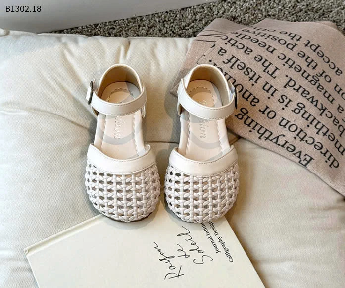 GIÀY Chuẩn QCCC chính hãng. - sỉ 137k