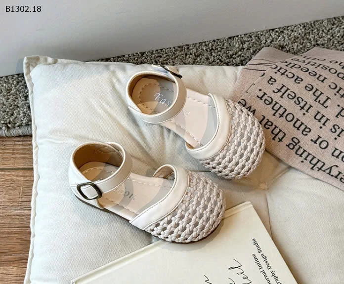 GIÀY Chuẩn QCCC chính hãng. - sỉ 137k