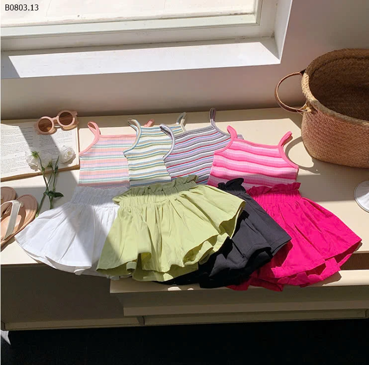 SET ÁO KÈM QUẦN VÁY-sỉ 153k