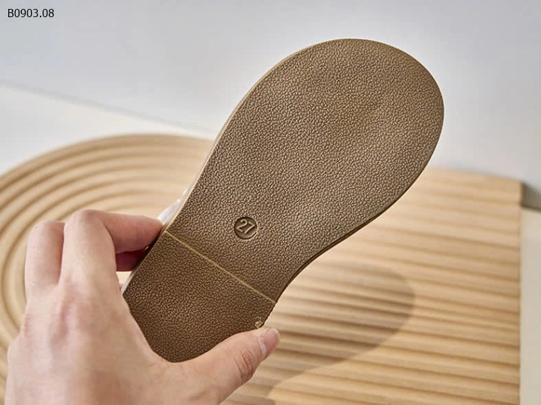 SANDAL CHIẾN BINH TÁN ĐINH-sỉ Sz 26-30 : 148k           Sz 31-36 : 158k