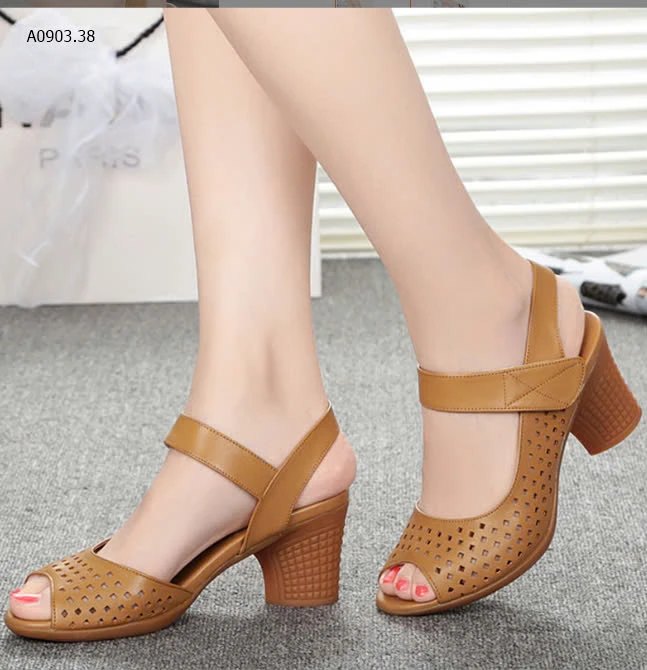 DÉP CAO GÓT TRUNG NIÊN -sỉ 109k