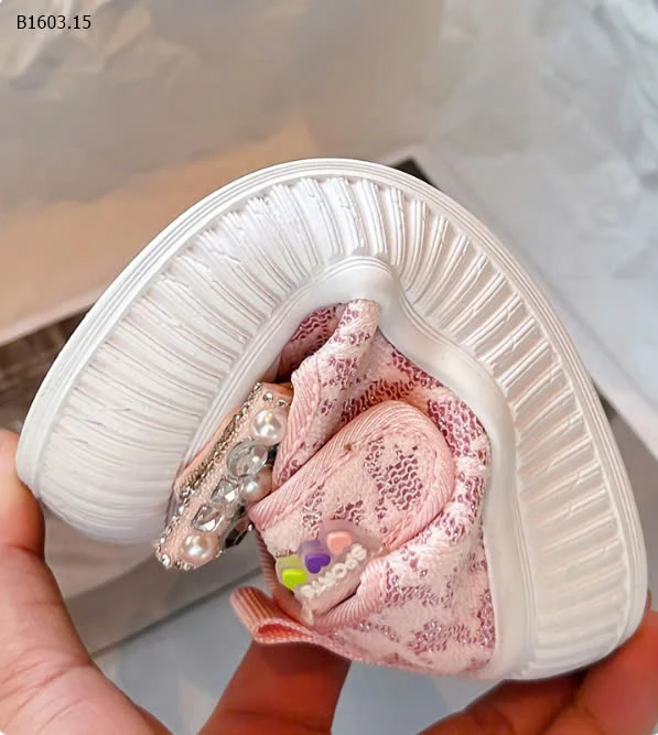 GIÀY BÚP BÊ NƠ CHO BÉ -sỉ Sz 26-30 : 131k           Sz 31-36 : 129k