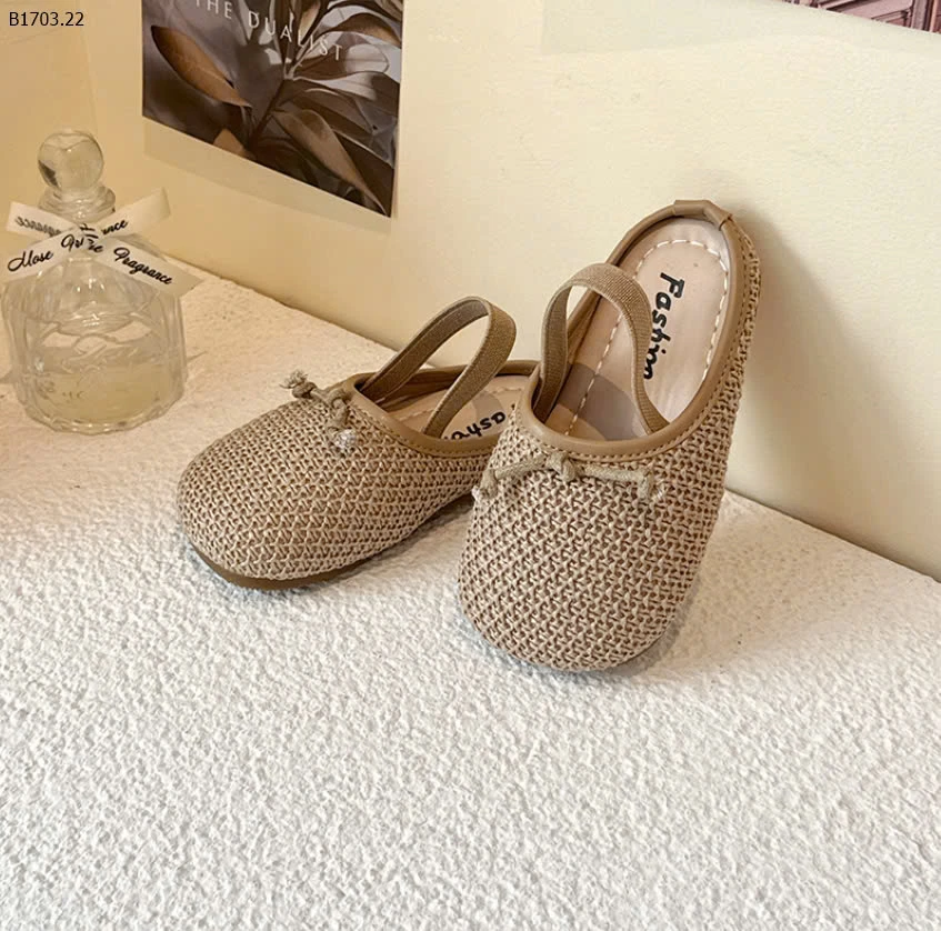 Sandal lưới cói quai chun -sỉ Sz 23-30 : 158k            Sz 31-36 : 165k 