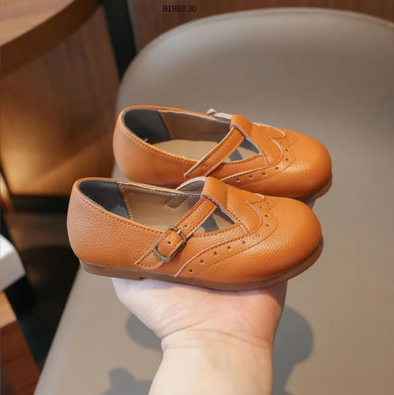 Giày búp bê kiểu dáng Vintage -sỉ Sz 21-25 : 133k           Sz 26-30 : 141k