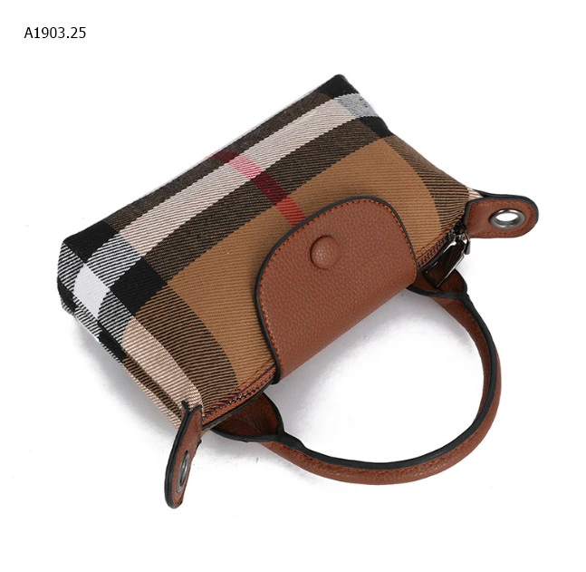 Túi kẻ  BBR  -sỉ 200k