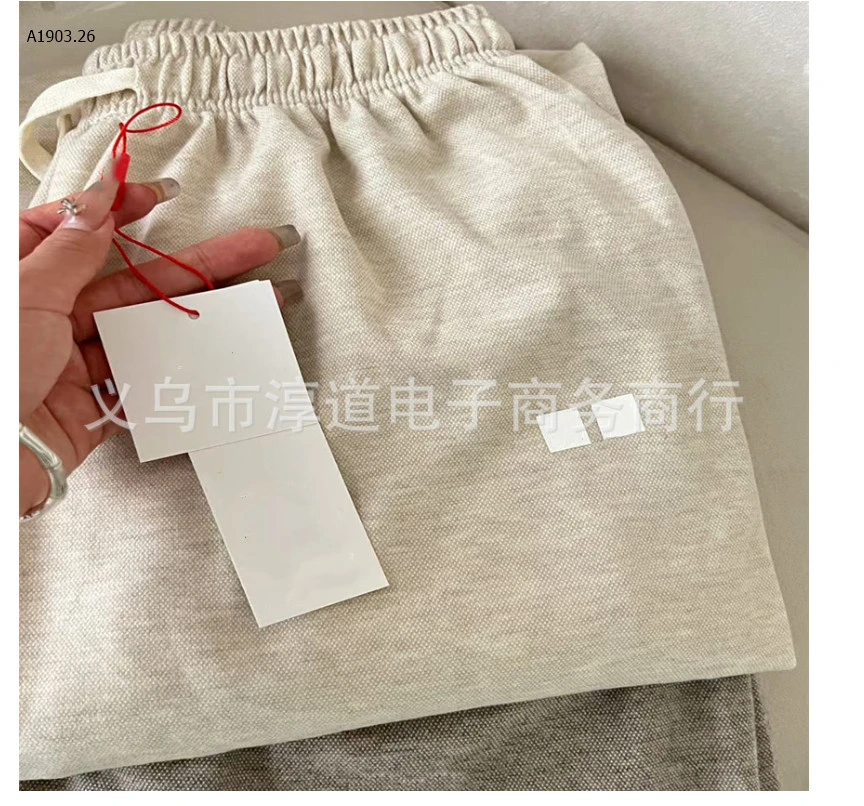 QUẦN ỐNG SUÔNG UNI -sỉ 110k