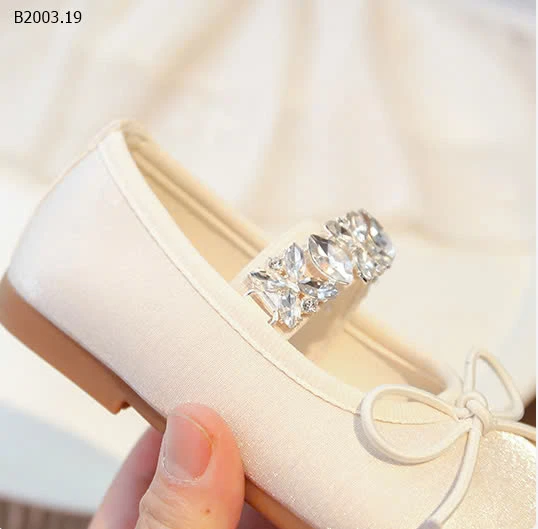 GIÀY BỆT THẮT NƠ CHO BÉ -sỉ Sz 23-28 : 127k            Sz 29-34 : 137k