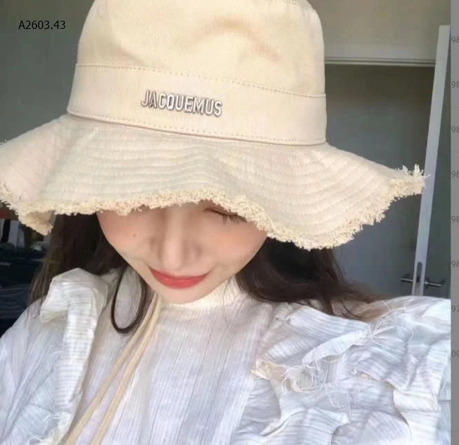 MŨ JACQUEMUSsỉ 85k