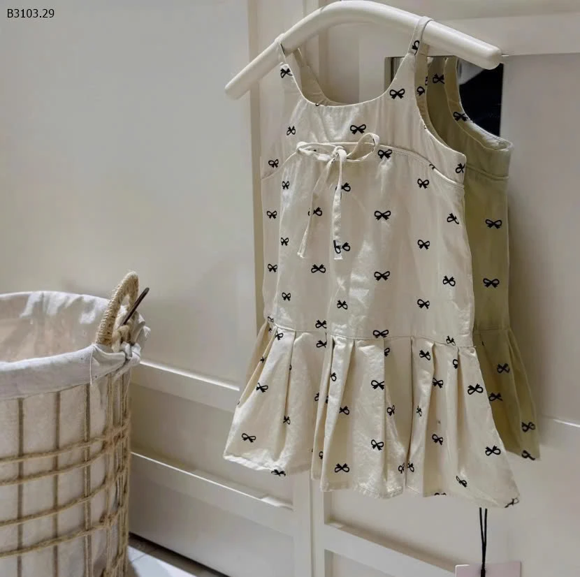 Váy 2s chấm nơ xinh -sỉ 121k