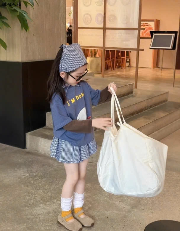 ÁO PHÔNG DONE MIX VÁY KẺ -sỉ Áo : 118k           Váy : 148k