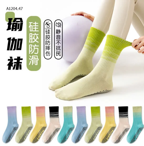 SET 5 TẤT CHỐNG TRƯỢT CHO NỮ -sỉ 69k/set 5 đôi 