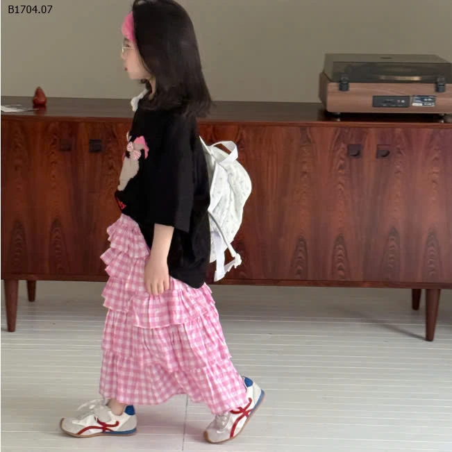 SET ÁO PHÔNG MÈO MIX CHÂN VÁY DÀI -Giá sỉ như sau: áo : 142k váy : 220k 