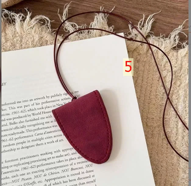 Kẹp kính đeo cổ -sỉ 48k