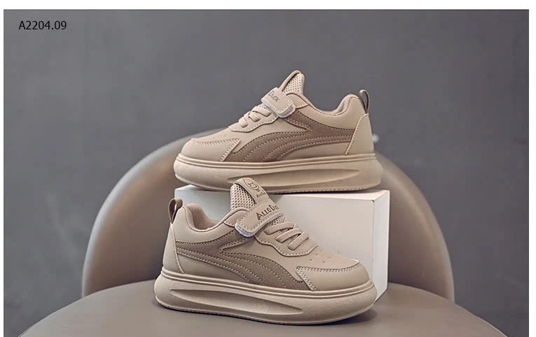 GIÀY THỂ THAO BÉ-sỉ 135k