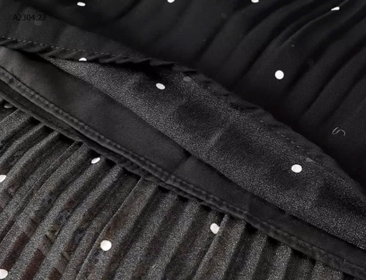 CHÂN VÁY CHẤM BI -sỉ 166k