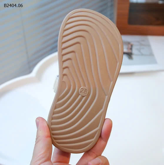 DÉP SANDAL CHO BÉ-sỉ Sz 27-32 : 142k            Sz 33-38 : 150k