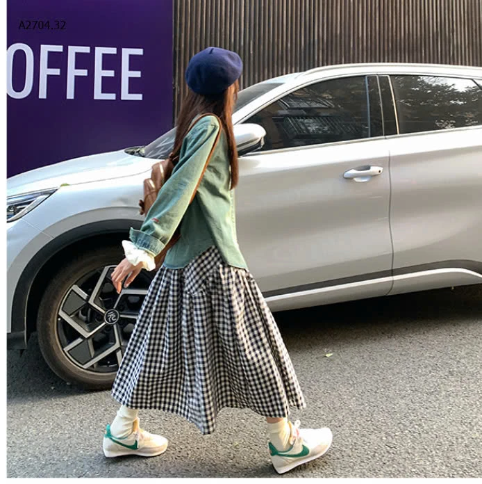 CHÂN VÁY KẺ  ANNA-sỉ 175k