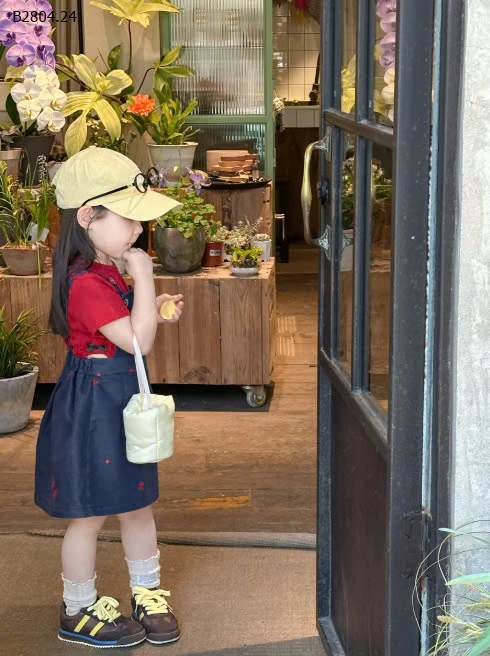 Set áo phông mix yesm jean nơ cho bé -sỉ Áo : 119k           Váy : 194k 
