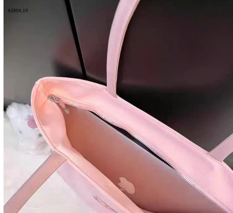 TÚI KITTY KÈM CHARM-sỉ 114k