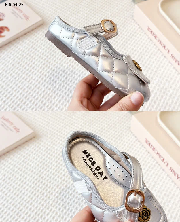 GIÀY HOA TRÀ CHO BÉ-sỉ Size 23-25 : 137k           Size 26-30 : 145k            Size 31-34 : 154k