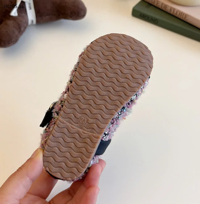 GIÀY BÚP BÊ CHO BÉ GÁI-sỉ Sz 21-25 : 147k           Sz 26-30 : 157k 