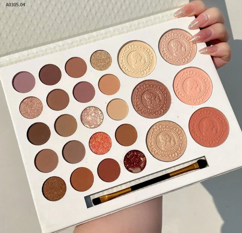 BẢNG PHẤN MẮT NỘI ĐỊA FRANK-sỉ 65k