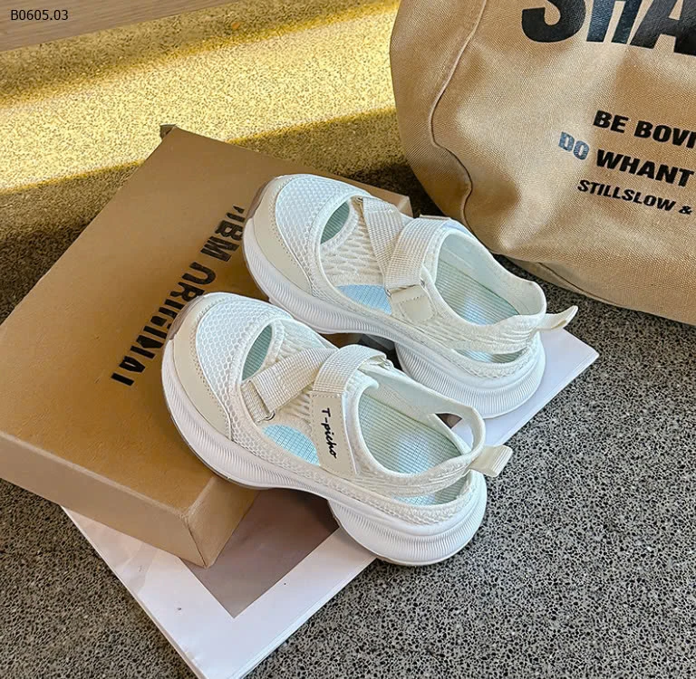 GIÀY THỂ THAO THOÁNG KHÍ QUAI DÁN BG-sỉ Sz 24-31 : 170k           Sz 32-37 : 180k