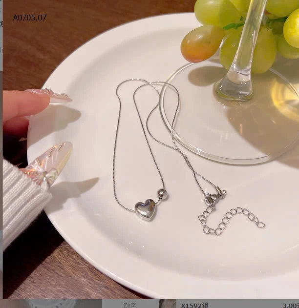 VÒNG CỔ TRÁI TIM CHO NỮ -sỉ 33k