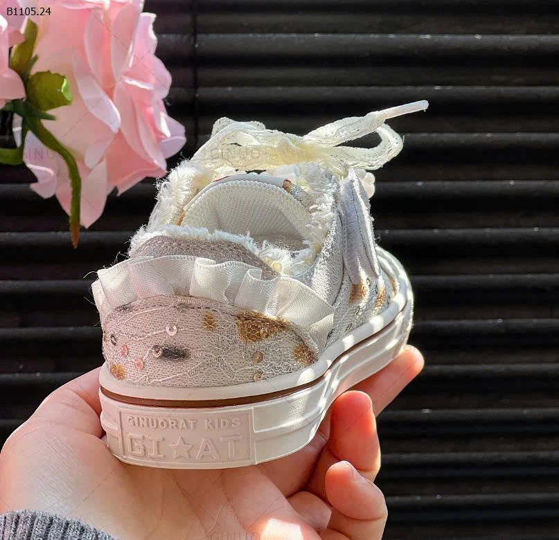 GIÀY CÔNG CHÚA BG ĐẾ BẰNG REN BE-sỉ Sz 16-19 : 285k           Sz 22-25 : 308k 