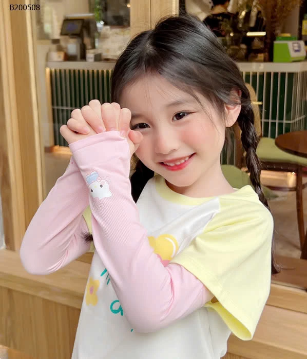 COMBO 2 ĐÔI GĂNG TAY CHỐNG NẮNG CHO BÉ- sỉ 42k/set 2 đôi mix màu