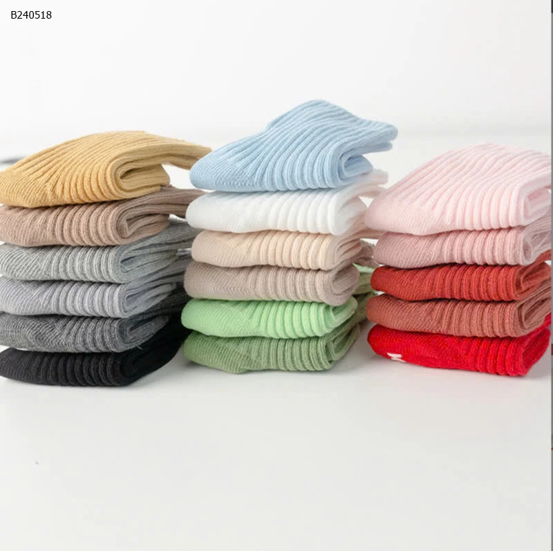 SET 3 ĐÔI TẤT CHO BÉ   - Sỉ 59k/1 set 3 đôi phân biệtmàu trai/ gái 